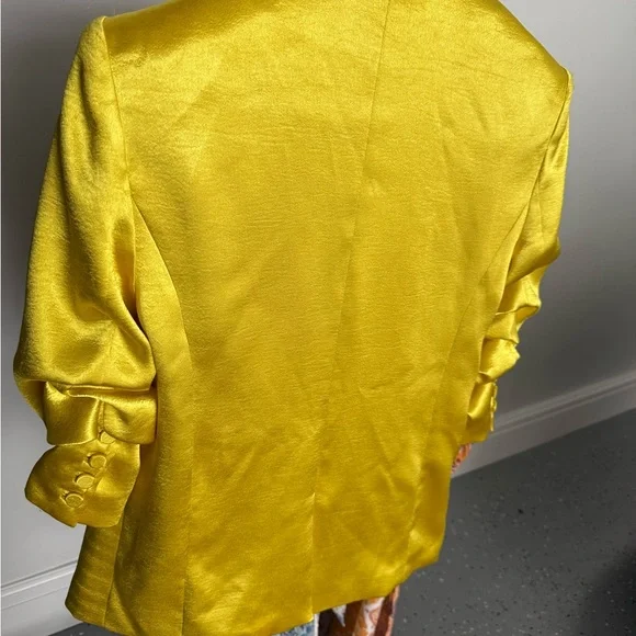 Cinq a Sept Vibrant Yellow Blazer - Picture 2 of 3